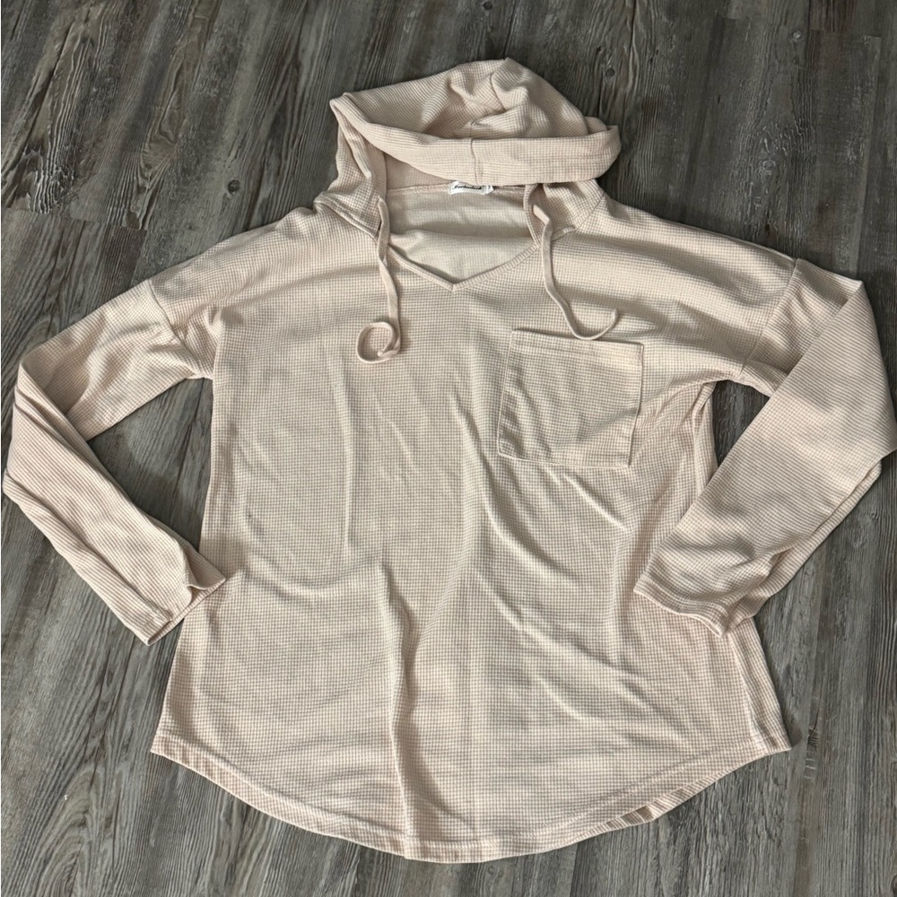 Cream hooded long sleeve shirt EUC